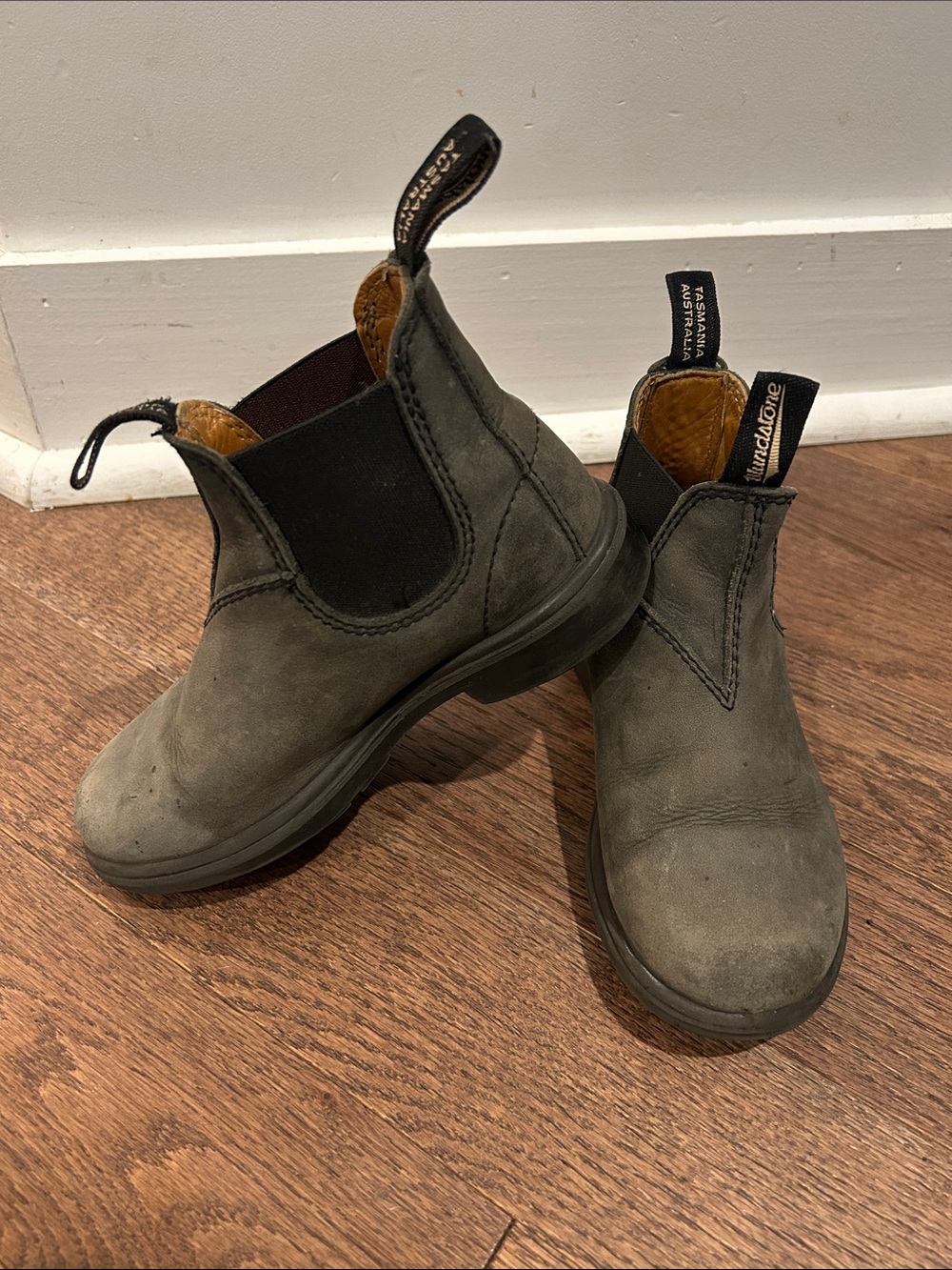 Blundstone boots Toddler sz 11
